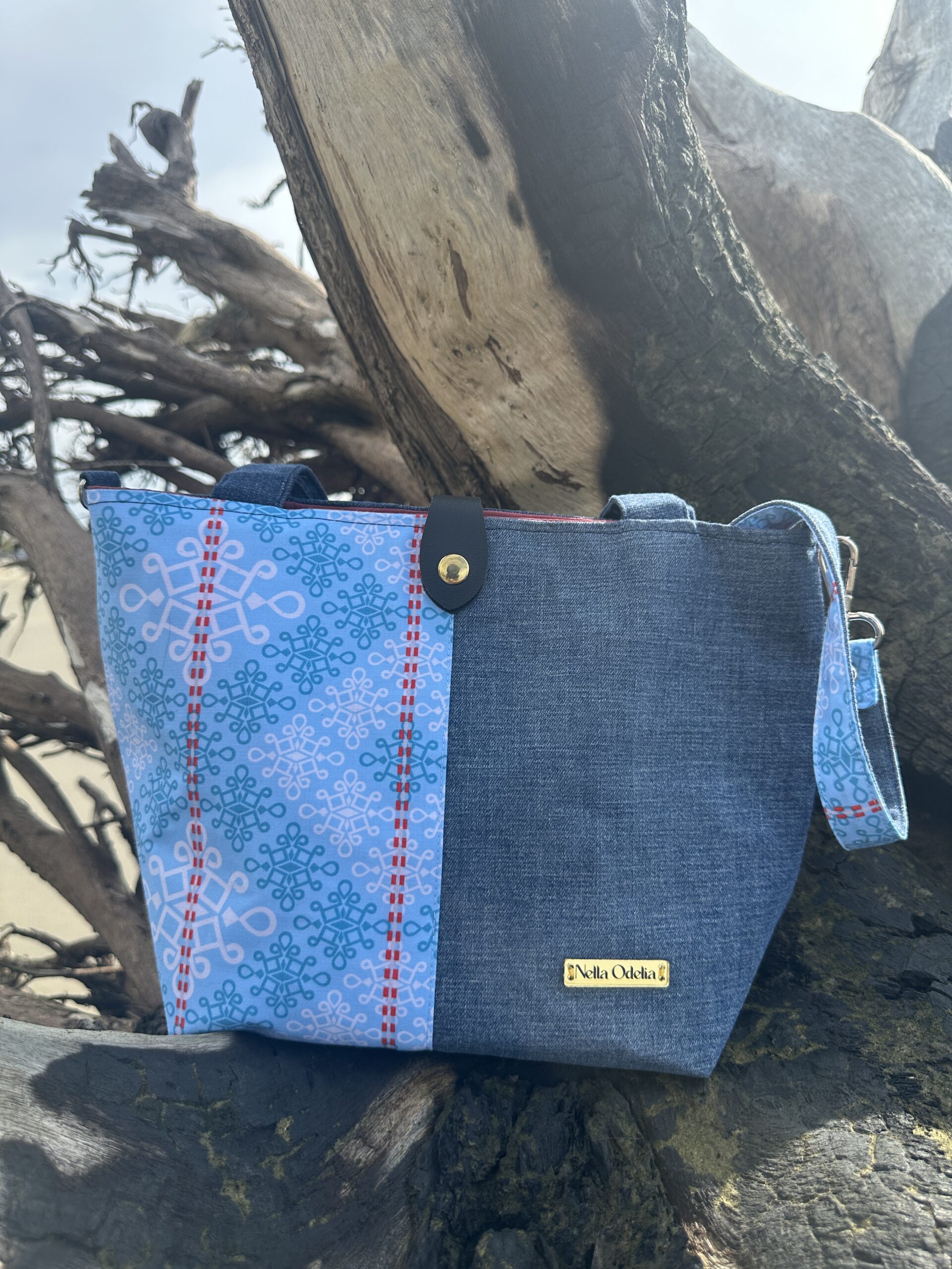 Dalit Mini Tote – From Dusun Roots to Modern Living